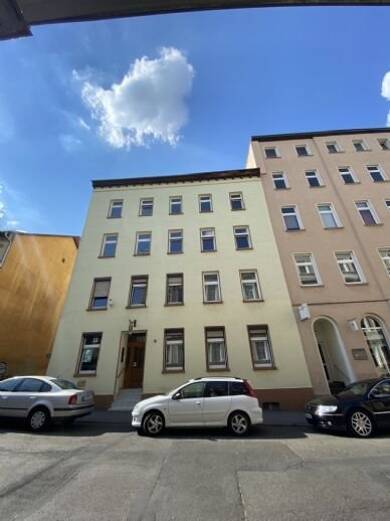Wohnung zur Miete 330 € 2 Zimmer 45 m² Dachgeschoss, 1. Geschoss frei ab sofort Liebknechtstraße 8 Zeitz Zeitz 06712