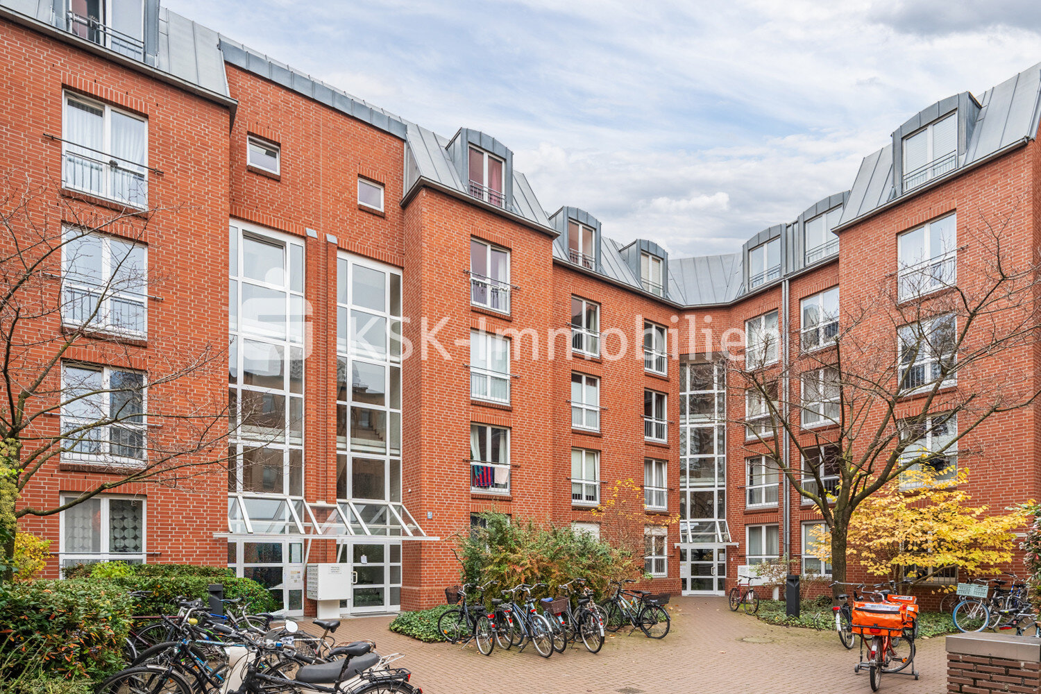 Studio zum Kauf 160.000 € 1 Zimmer 27 m²<br/>Wohnfläche 2.<br/>Geschoss Sülz Köln 50939