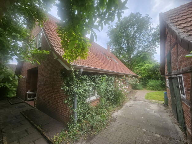Bauernhaus zum Kauf provisionsfrei 440.000 € 10 Zimmer 212 m² 1.883 m² Grundstück Quelkhorner Landstraße 3 Quelkhorn 28870