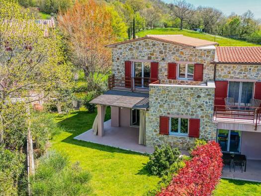 Haus zum Kauf 295.000 € 2 Zimmer 138 m² frei ab sofort Manciano