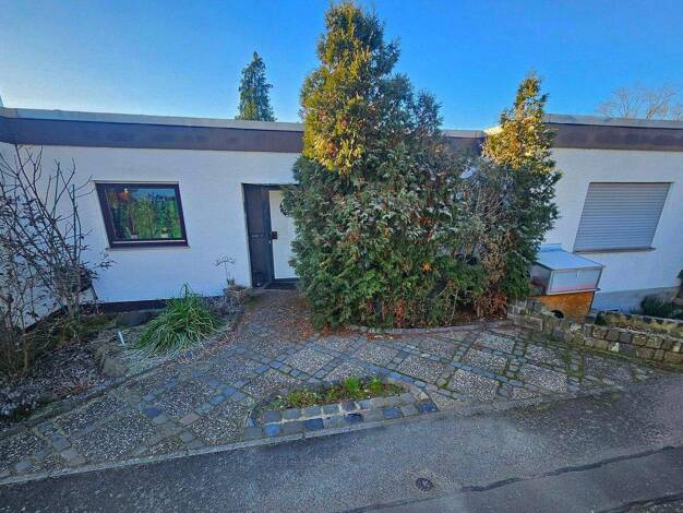 Bungalow zum Kauf provisionsfrei 539.000 € 5 Zimmer 113,5 m² 334 m² Grundstück Weiskirchen Rodgau 63110