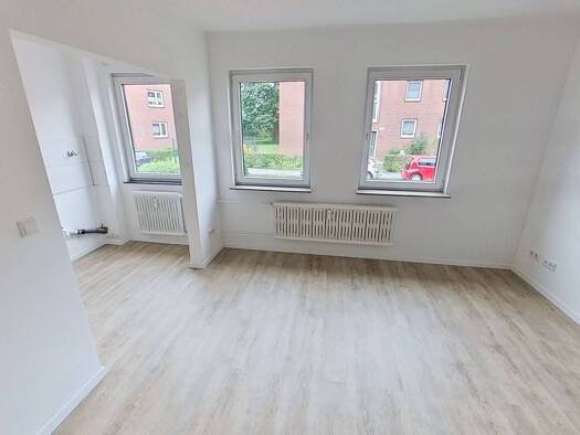 Wohnung zur Miete 500 € 3 Zimmer 51,8 m² EG frei ab sofort Pillauer Straße 8 Herrentor Emden 26725