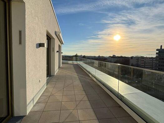 Penthouse zur Miete 2.370 € 3 Zimmer 107,8 m² 5 Geschosse frei ab sofort Am Stutenanger 2 Oberschleißheim 85764