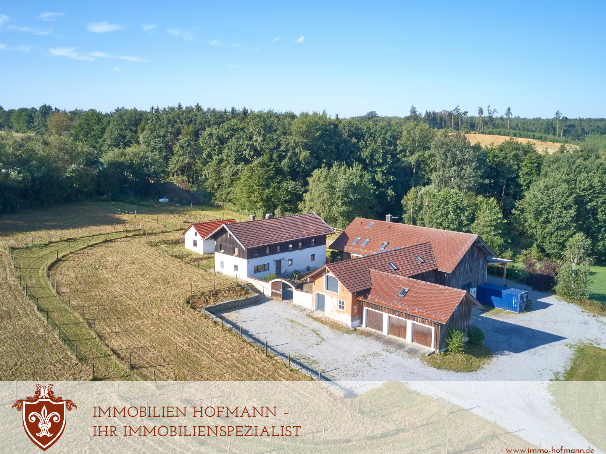 Einfamilienhaus zum Kauf 995.000 € 12 Zimmer 305 m²<br/>Wohnfläche 10.000 m²<br/>Grundstück Hörgessing Vilshofen an der Donau 94474