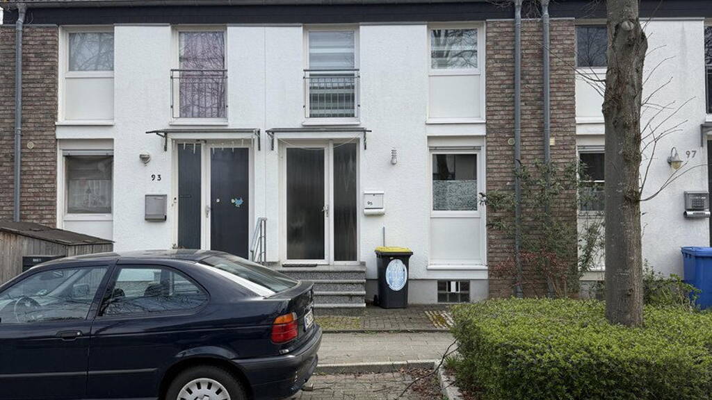 Reihenmittelhaus zur Miete 1.492 € 4 Zimmer 116 m² 132 m² Grundstück frei ab 01.07.2026 Rosellen Neuss 41470