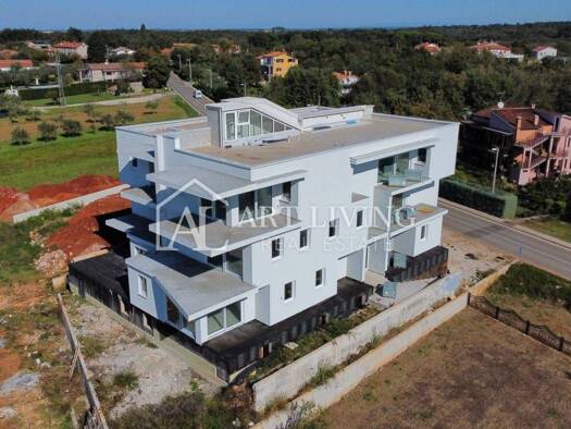 Wohnung zum Kauf 372.500 € 3 Zimmer 74 m² 1. Geschoss Umag Centar, Luka, Finida