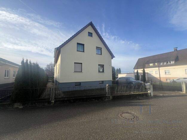 Mehrfamilienhaus zum Kauf 485.000 € 12 Zimmer 210 m² 650 m² Grundstück Oberkirch Oberkirch 77704