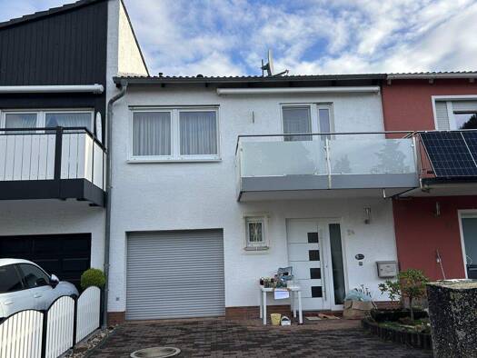 Reihenmittelhaus zum Kauf 379.000 € 4 Zimmer 112 m² 188 m² Grundstück Heldenbergen Nidderau / Heldenbergen 61130