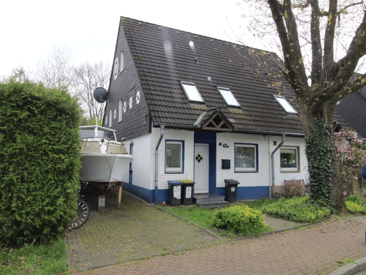 Doppelhaushälfte zum Kauf 276.500 € 5 Zimmer 98 m² 345 m² Grundstück frei ab sofort Breuskesbachstraße 42 Stadtmitte Recklinghausen 45659