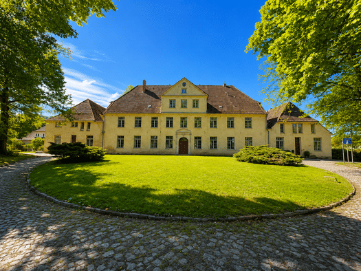 Wohnung zum Kauf 950.000 € 7 Zimmer 270 m² 2. Geschoss frei ab sofort Dummerstorf Dummerstorf 18196