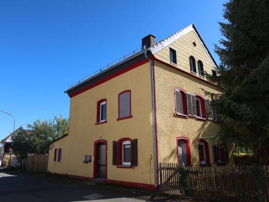Mehrfamilienhaus zum Kauf 129.000 € 7 Zimmer 192,5 m² 486 m² Grundstück Oberkotzau 95145