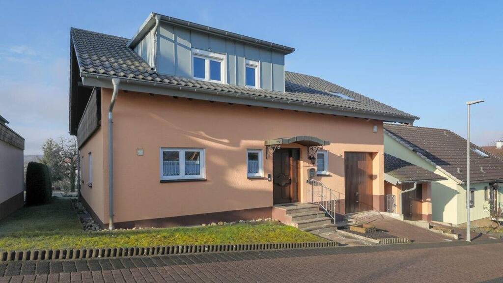 Mehrfamilienhaus zum Kauf 759.000 € 8 Zimmer 242 m² 405 m² Grundstück Wilferdingen Remchingen / Wilferdingen 75196