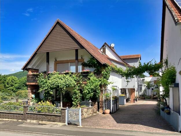 Wohnung zur Miete 530 € 2 Zimmer 68 m² frei ab sofort Schöneberg Hofgeismar 34369