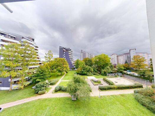 Wohnung zum Kauf 279.000 € 4 Zimmer 94 m² 4. Geschoss Hemmingen 71282