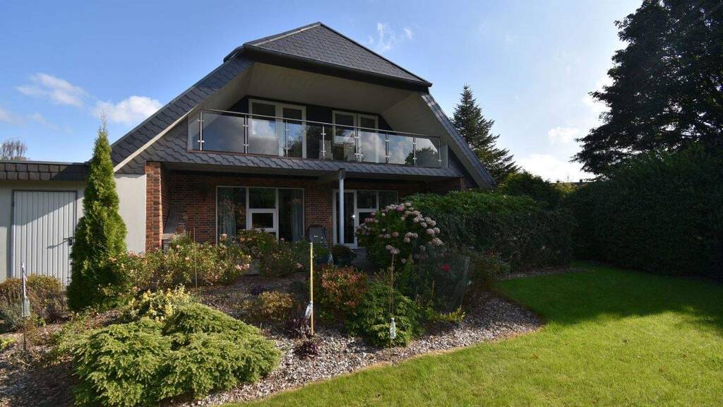 Einfamilienhaus zum Kauf 520.000 € 6 Zimmer 189 m² 900 m² Grundstück Schleswig 24837