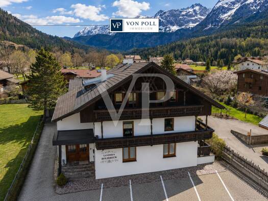 Haus zum Kauf 1.475.000 € 13 Zimmer 320 m² 897 m² Grundstück Ehrwald 6632