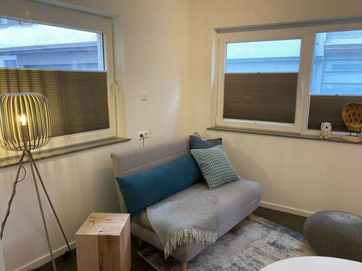 Wohnung zur Miete 1.500 € 2 Zimmer 48 m² Innenstadt Reutlingen 72764