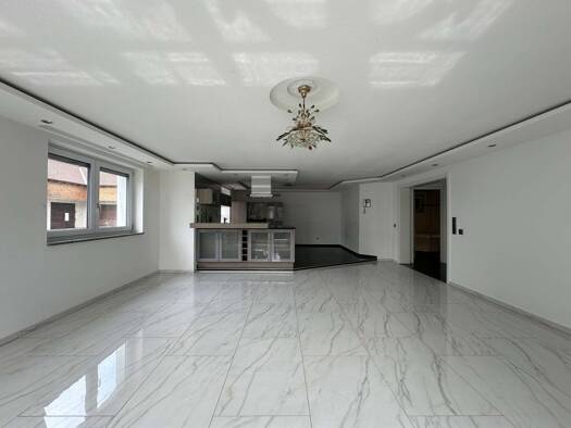 Wohnung zur Miete 1.950 € 3 Zimmer 126 m² EG Friedberg 86316