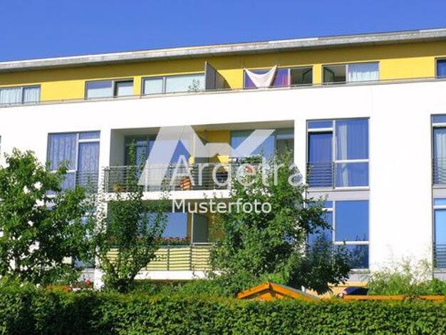Haus zum Kauf provisionsfrei 216.000 € 470 m² 3.047 m² Grundstück Holtensen Einbeck 37574