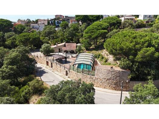 Chalet zum Kauf 550.000 € 4 Zimmer 400 m² 4.709 m² Grundstück Vidreres 17411