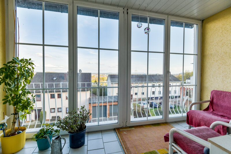 Mehrfamilienhaus zum Kauf 385.000 € 7 Zimmer 205 m²<br/>Wohnfläche 810 m²<br/>Grundstück ab sofort<br/>Verfügbarkeit Ettmannsdorf Schwandorf 92421