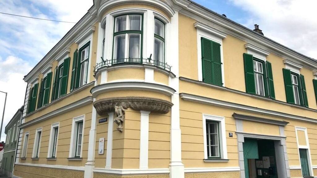 Bürofläche zur Miete 6,79 € 7 Zimmer 183,1 m² Bürofläche Herzogenburg 3130