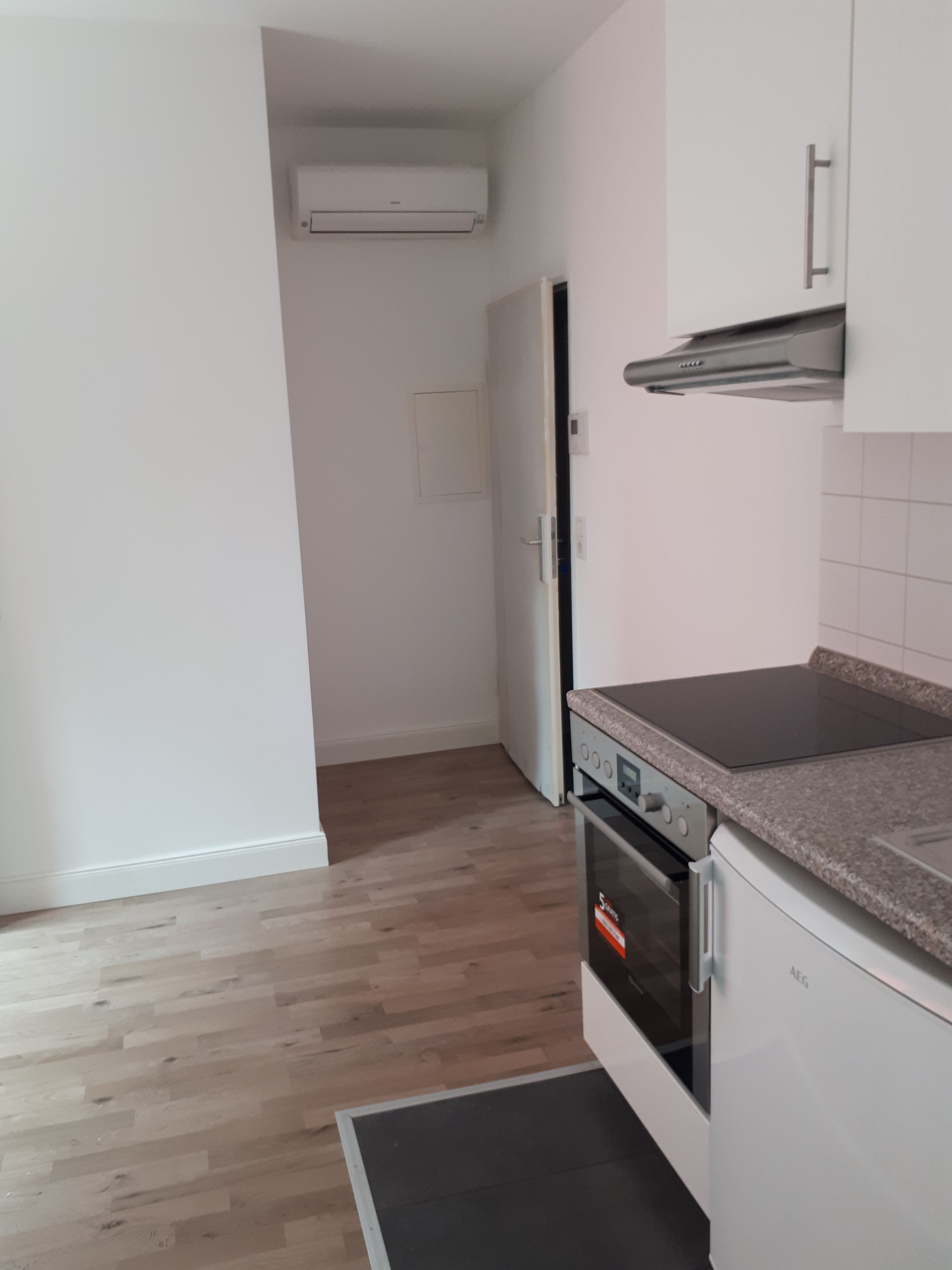 Wohnung zur Miete 630 € 1 Zimmer 28 m²<br/>Wohnfläche 2.<br/>Geschoss Krielerstraße 17a Lindenthal Köln 50935