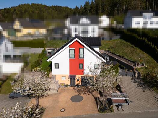 Einfamilienhaus zum Kauf 599.000 € 6,5 Zimmer 164,8 m² 825 m² Grundstück Tuttlingen 78532