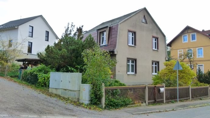 Einfamilienhaus zum Kauf 570.000 € 5 Zimmer 82 m²<br/>Wohnfläche 650 m²<br/>Grundstück Radebeul 01445