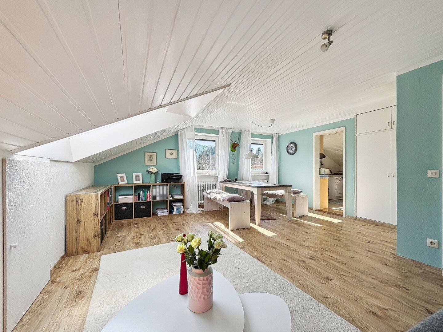 Immobilie in Kochel am See - Kochel: Renovierte 2-Zimmer-Wohnung im Dachgeschoss in ruhiger, sonniger Wohnlage - Bild 4