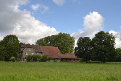 Bauernhaus zum Kauf 1.300.000 € 15 Zimmer 490 m² 59.687 m² Grundstück Dorsten 46282