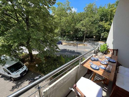 Studio zur Miete 380 € 1 Zimmer 27 m² 2. Geschoss frei ab 01.06.2026 Altstadt Würzburg 97072