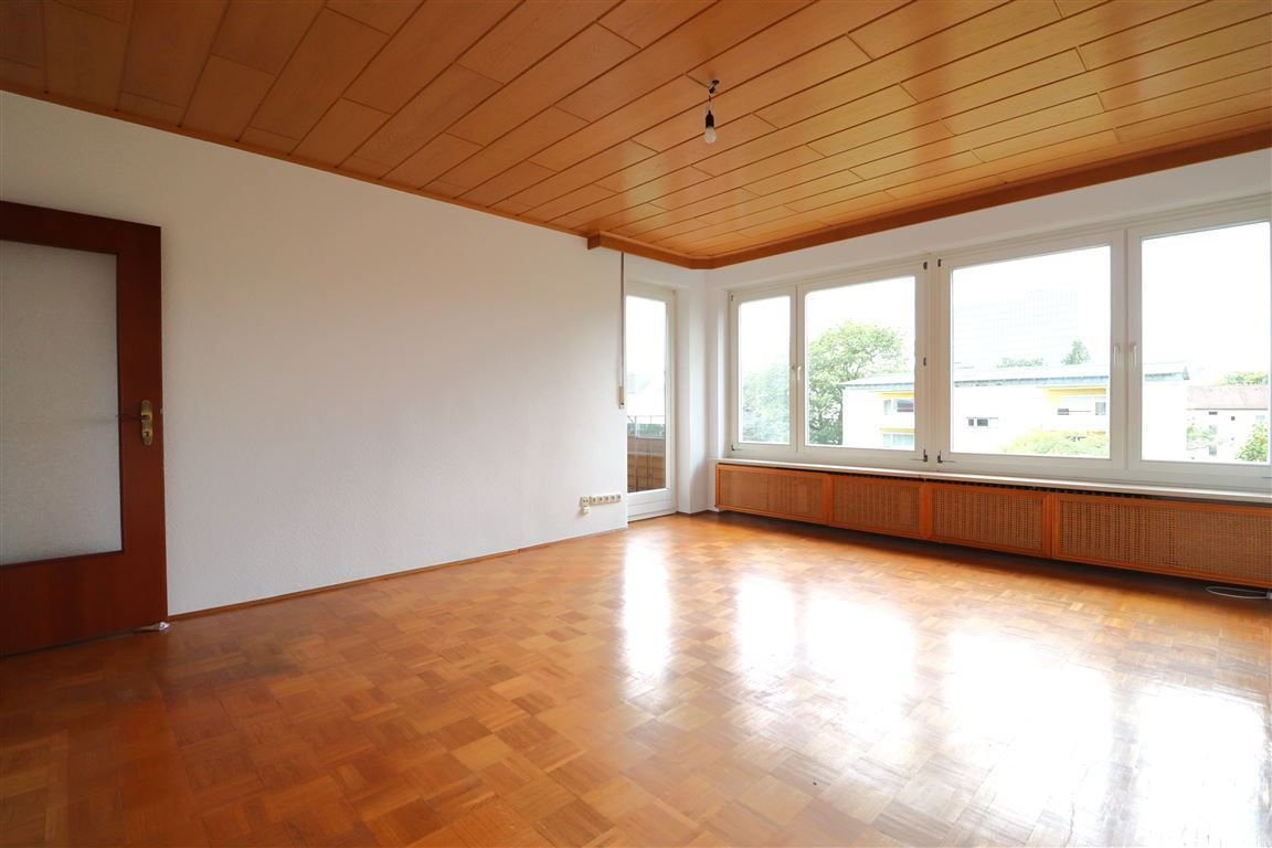 Wohnung zur Miete 1.050 € 4 Zimmer 103 m²<br/>Wohnfläche ab sofort<br/>Verfügbarkeit Mozartstraße 38 Stubenloh Erlangen 91052