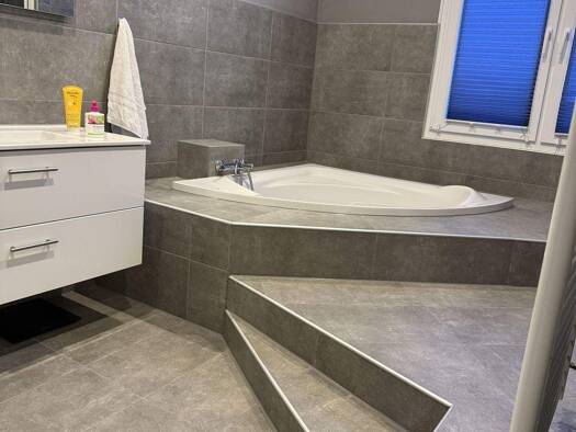 Studio zum Kauf 202.000 € 4 Zimmer 115 m² 1. Geschoss Nord Remscheid 42857