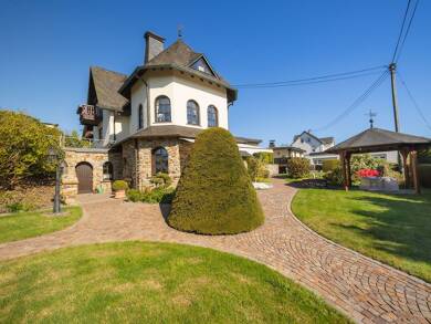 Einfamilienhaus zum Kauf 995.000 € 8 Zimmer 262 m² 1.272 m² Grundstück Raubach 56316