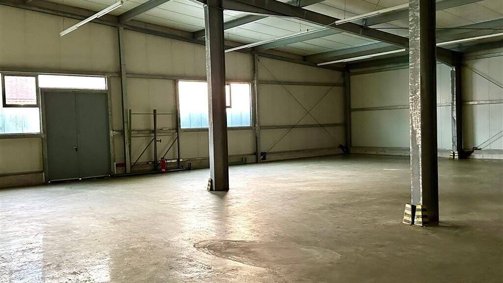 Lagerhalle zur Miete 5,50 € 1.100 m² Lagerfläche teilbar ab 100 m² Bamberg 96052