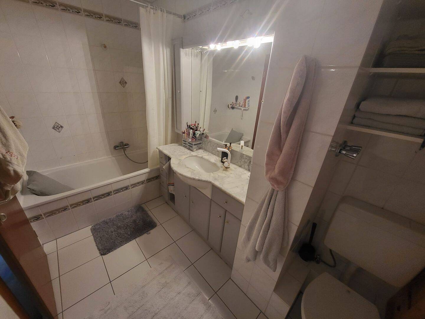 Property thumbnail 9