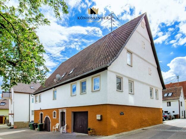 Einfamilienhaus zum Kauf 499.000 € 8 Zimmer 199 m² 200 m² Grundstück Hirschlanden Ditzingen 71254