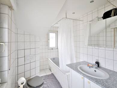 Wohnung zum Kauf 179.000 € 3 Zimmer 70 m² Dachgeschoss, 2. Geschoss Hemsbach 69502