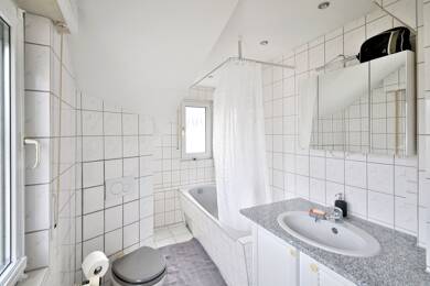 Wohnung zum Kauf 179.000 € 3 Zimmer 70 m² Dachgeschoss, 2. Geschoss Hemsbach 69502
