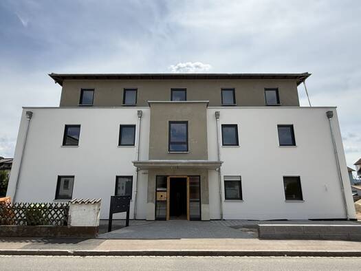 Wohnung zur Miete - Erstbezug 1.030 € 3 Zimmer 103 m² frei ab sofort Schwandorf Schwandorf 92421
