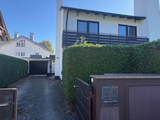 Doppelhaushälfte zur Miete 2.100 € 7 Zimmer 150 m² 310 m² Grundstück frei ab 01.12.2026 Aubing-Lochhausen-Langwied München 81245