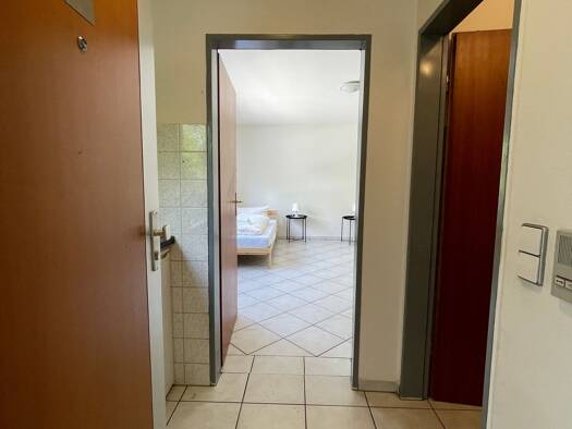 Studio zur Miete 800 € 1 Zimmer 25 m² 1. Geschoss Gurtweiler Straße 5 Waldshut Waldshut-Tiengen 79761