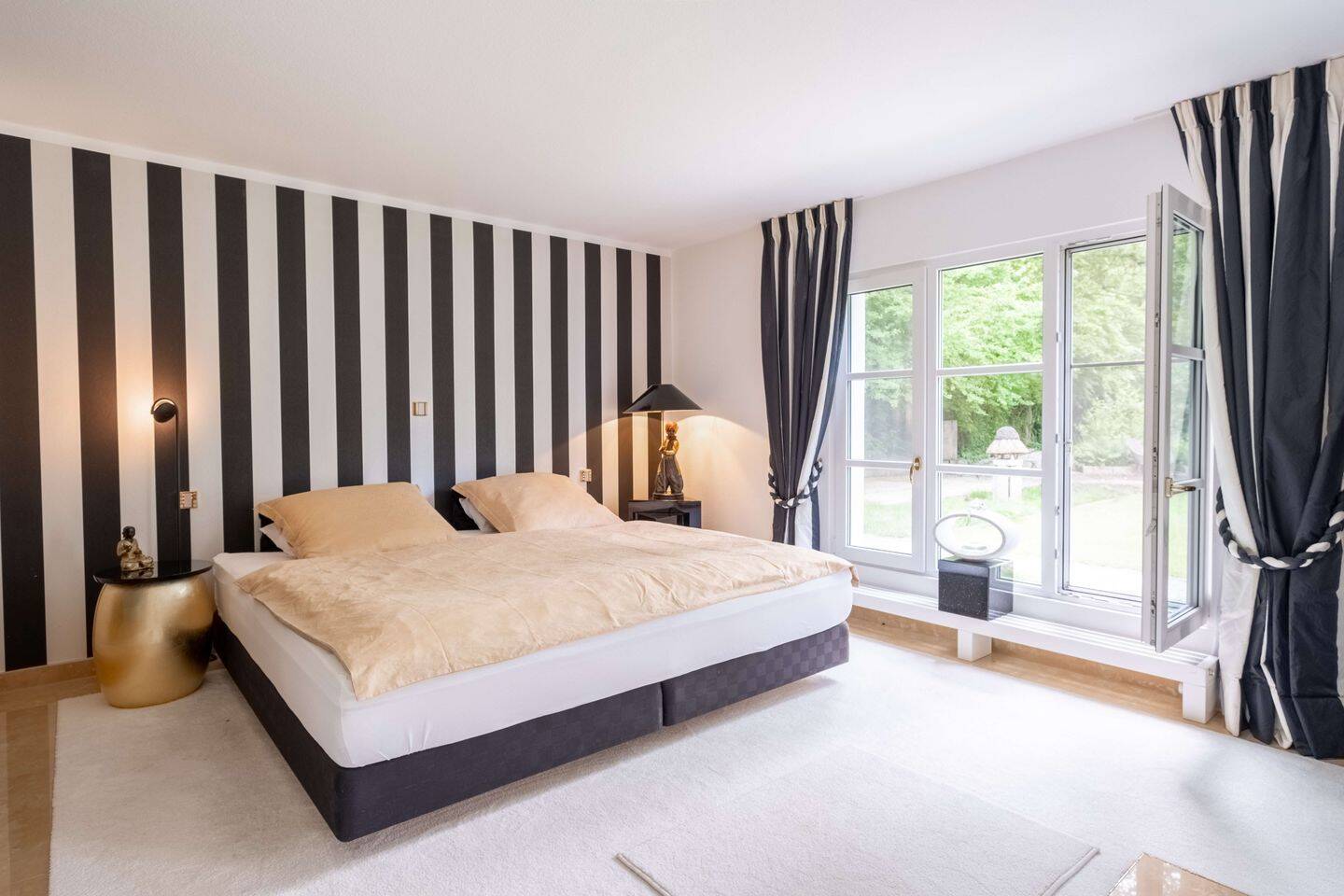 Property thumbnail 8