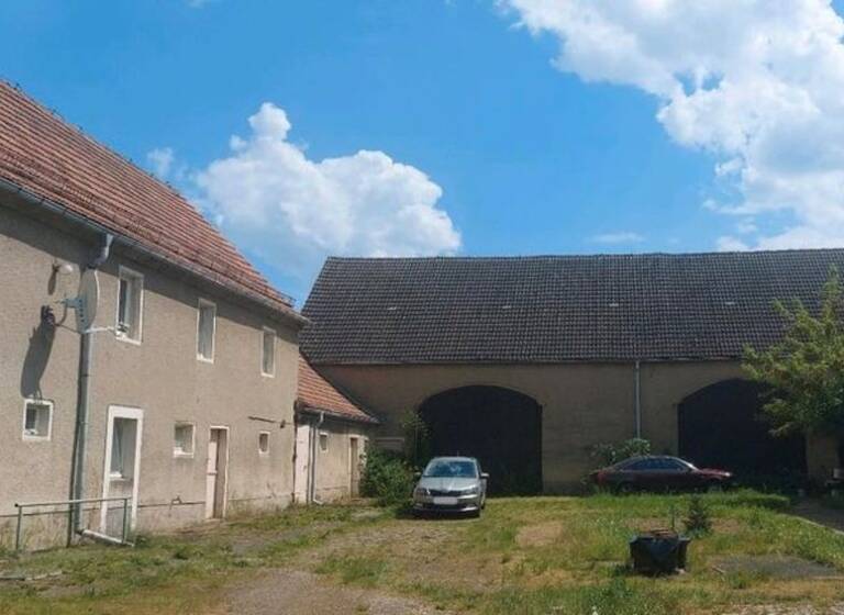 Bauernhaus zum Kauf provisionsfrei 95.000 € 7 Zimmer 150 m²<br/>Wohnfläche 2.419 m²<br/>Grundstück ab sofort<br/>Verfügbarkeit Peritz Wülknitz 01609