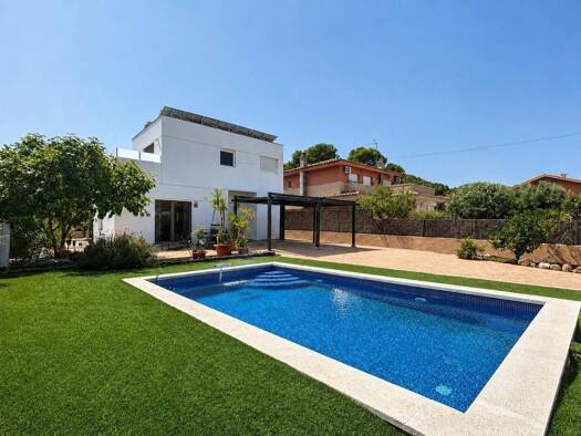 Villa zum Kauf 525.000 € 3 Zimmer 150 m² 718 m² Grundstück Canyelles 08811