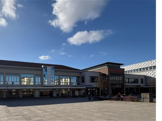 Ladenfläche zur Miete 2.400 m² Verkaufsfläche Lausitzer Platz 2 Hoyerswerda 02977