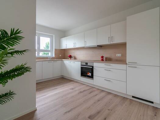 Wohnung zur Miete 1.750 € 3,5 Zimmer 109,3 m² 1. Geschoss frei ab sofort Neckarsulm 74172