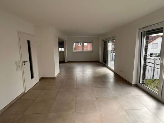 Wohnung zur Miete 1.180 € 3 Zimmer 107 m² Geschoss 1/2 frei ab sofort Eidinghausen Bad Oeynhausen 32549