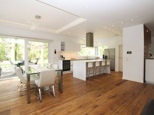 Villa zum Kauf 1.300.000 € 6 Zimmer 252 m² 1.225 m² Grundstück Querum Braunschweig 38108
